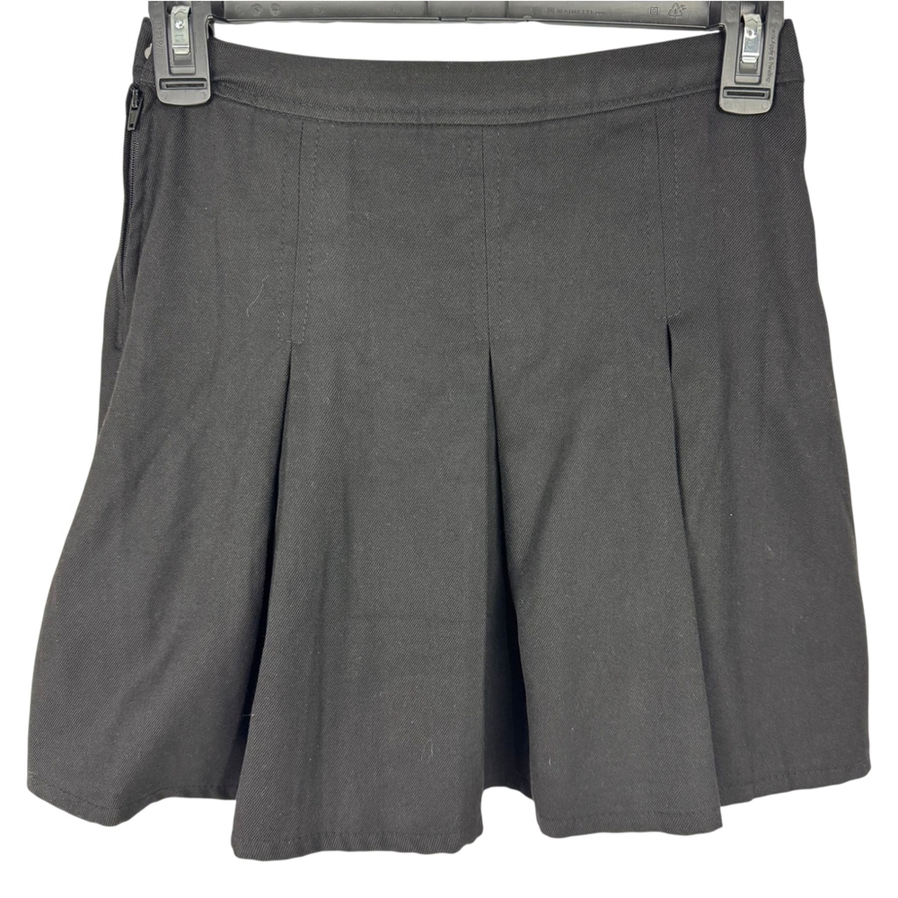 Hot Topic Mini Skirt Womens XS Black Buckle Pleated Grunge Goth Punk Rock NWOT - Picture 3 of 11